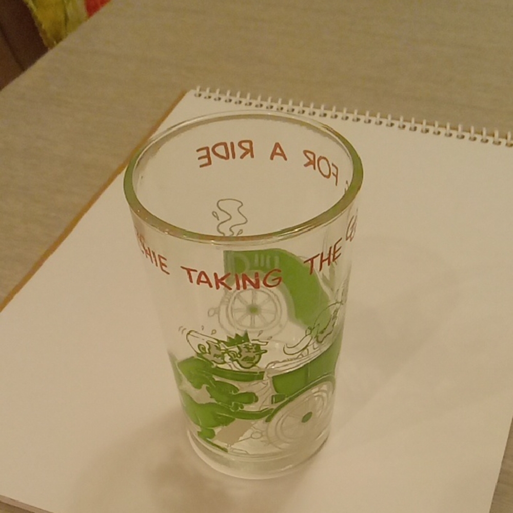 Vintage 1971 Archie Comics drinking glass
